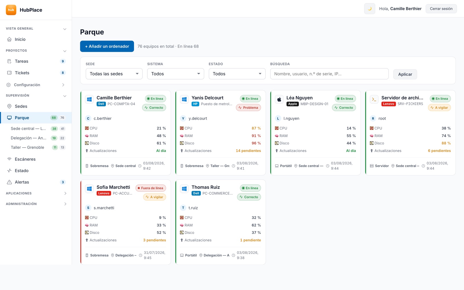 Lista de ordenadores en HubPlace: una ficha por equipo, con su estado y la persona que lo usa.